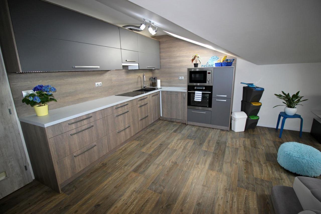 Shiny Star Apartman Spišská Nová Ves Extérieur photo