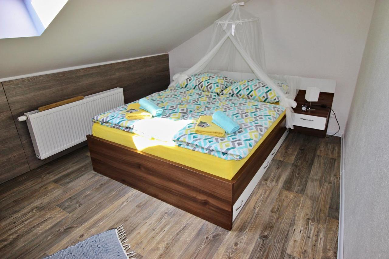 Shiny Star Apartman Spišská Nová Ves Extérieur photo
